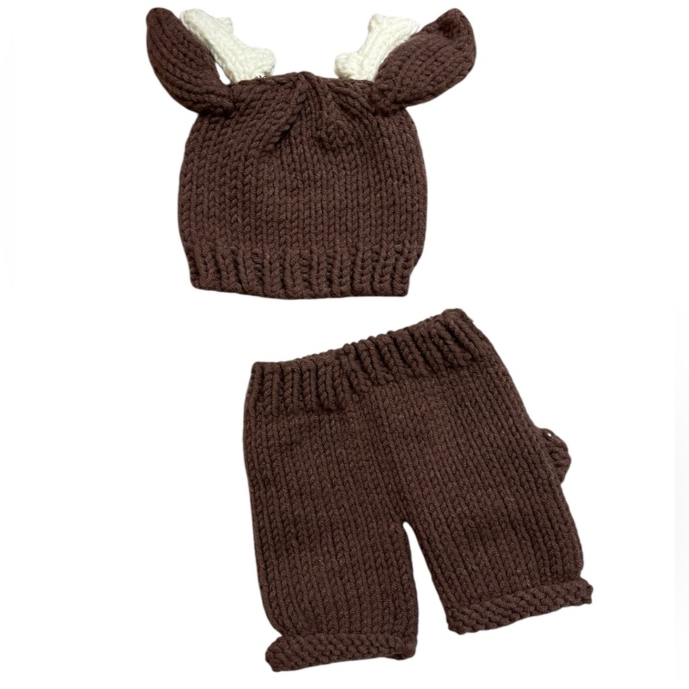 NEW Newborn Baby Deer Knit Set